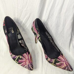 Embroidered Floral Mesh Heels • Size 10 • Pointed Toe • Statement Shoes